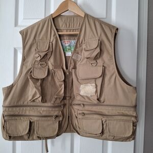 River Run Fly Fishing Vest Mens L Yellowstone I  Pockets Sherpa Fly Patch Read